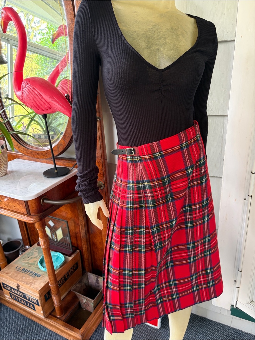Authentic Scotland Midi Red Plaid Pleated Wool Tartan Kilt Skirt
